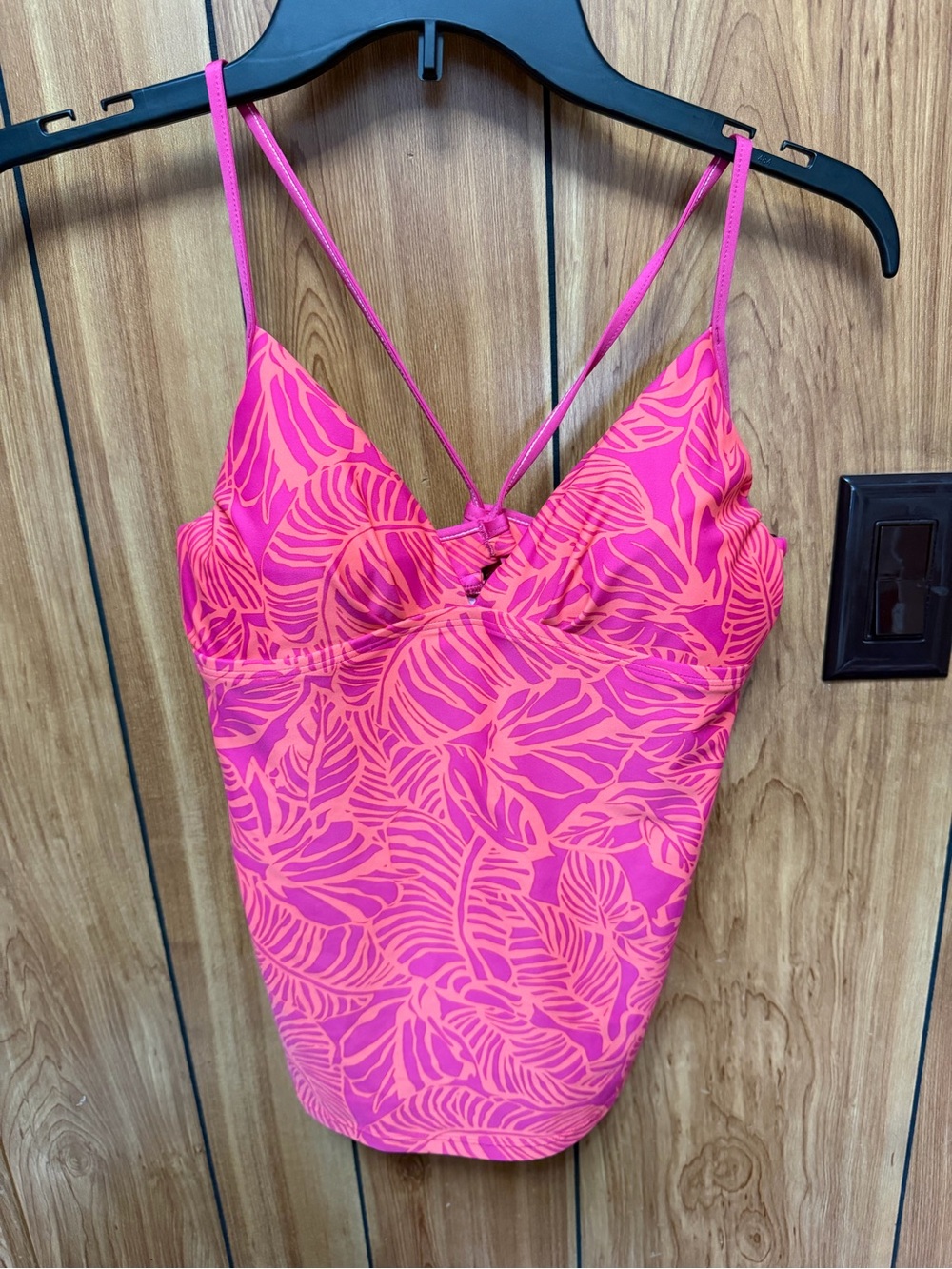 Women’s Pink Tropical tankini Swimsuit top